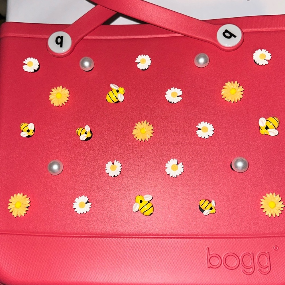 23Pcs BOGG Bag Inspired Daisy, Bee & Sunflower Designs - #1005
